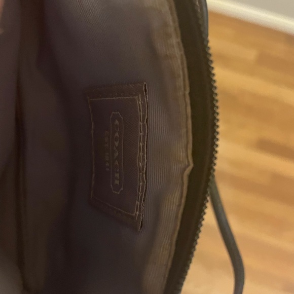 Coach wristlet and matching book keychain - Picture 7 of 7